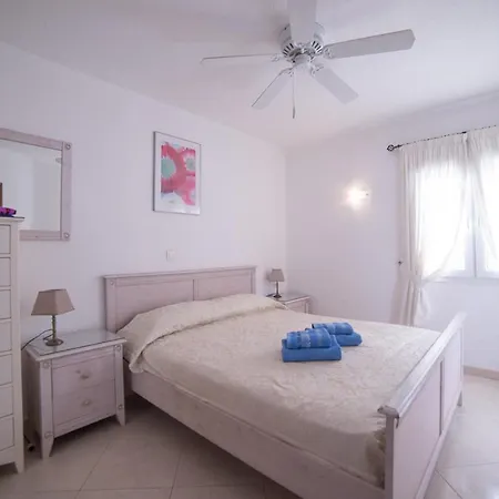 Club Atlantis Apartment *